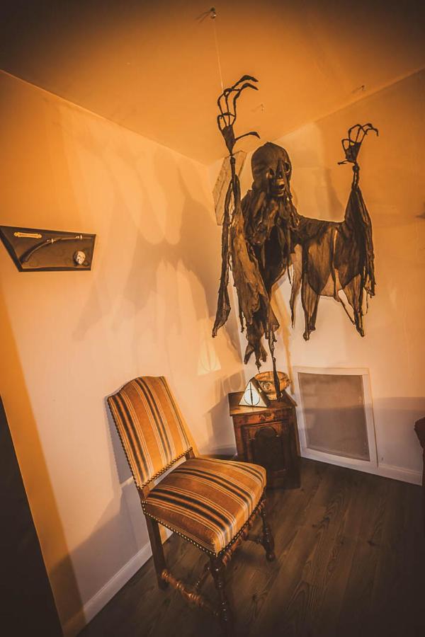 Repaire Du Sorcier Un Apartement Magique Troyes Kültér fotó